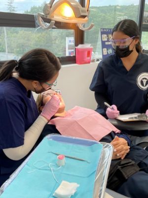 4 Reasons to Earn Your Dental Assistant Certification