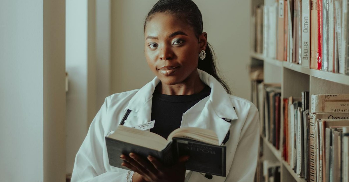 Is Medical Assistant School Right for You? Factors to Consider Is Medical Assistant School Right for You? Factors to Consider