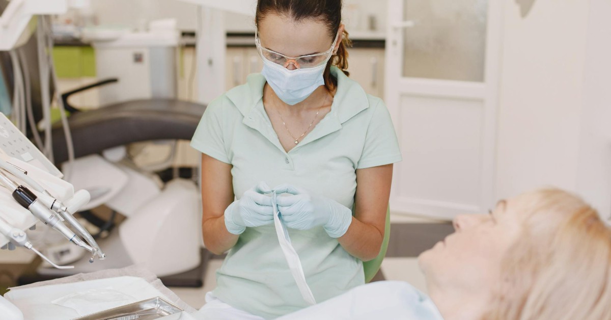 Get a Head Start on Your Dental Assistant Courses By Learning the Vocabulary