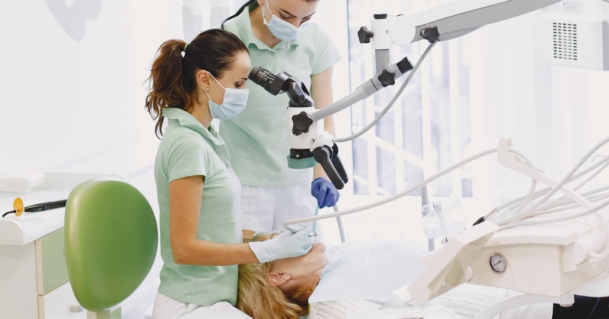 How to Choose the Best Dental Assistant Program: A Complete Checklist